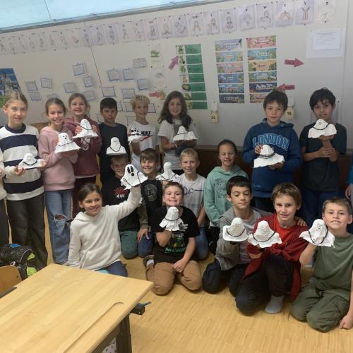 4b Geister