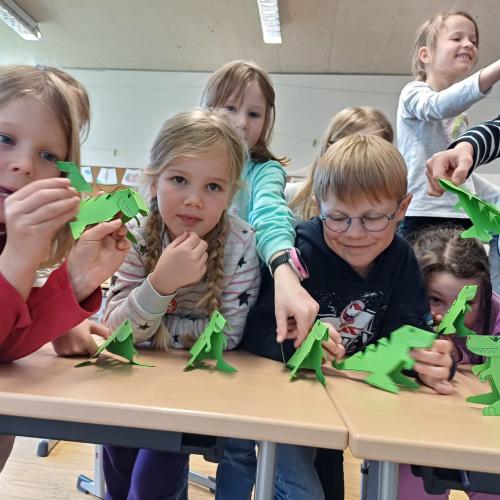 Dinos