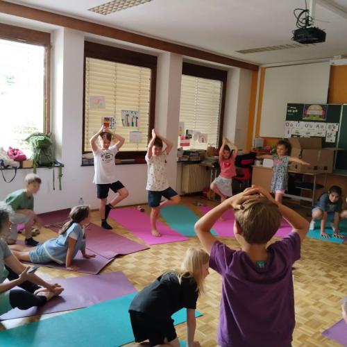 Yoga 2b