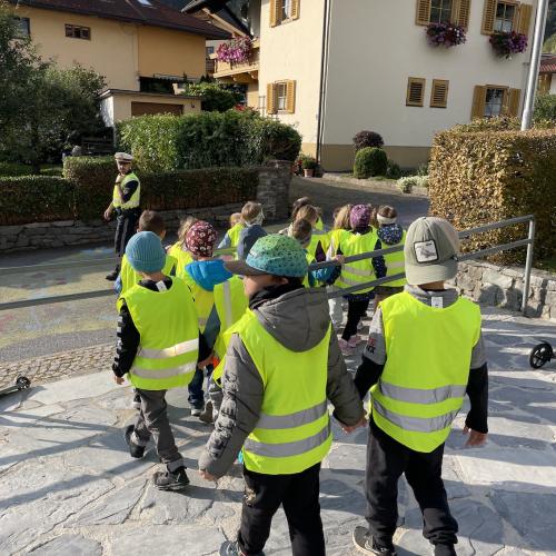 Polizei 1b
