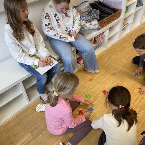 Vorlesen der 2b für die 1b