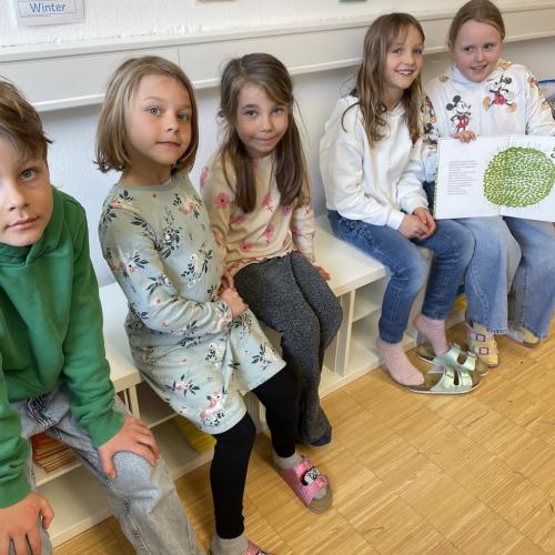Vorlesen der 2b für die 1b