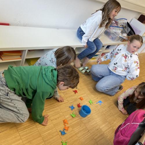 Vorlesen der 2b für die 1b