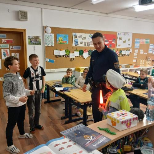 Kinderpolzei 3c