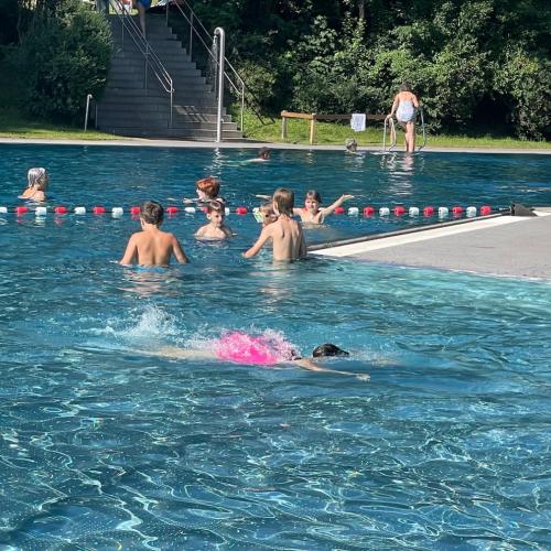 Dienstag schwimmen 1b