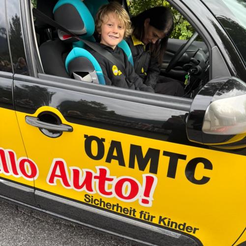 Hallo Auto 3b
