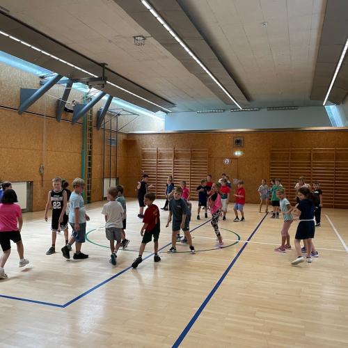 Völkerballturnier 1. und 2. Klassen