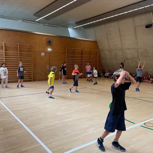 Völkerballturnier 1. und 2. Klassen
