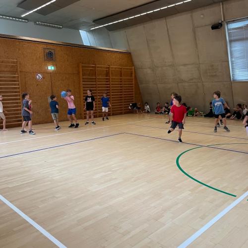 Völkerballturnier 1. und 2. Klassen