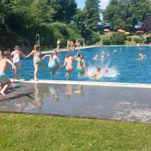 Schwimmen 3a