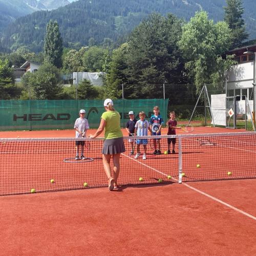 2. Tennis 2b