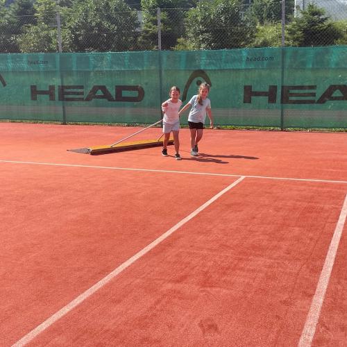 2. Tennis 2b