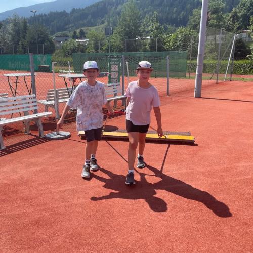 2. Tennis 2b
