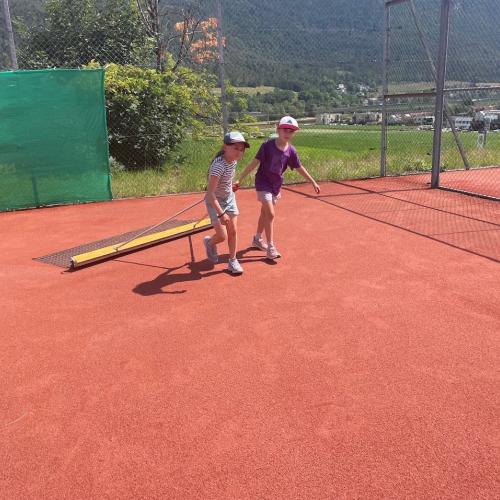 2. Tennis 2b