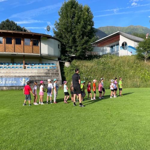 Fußball 2b