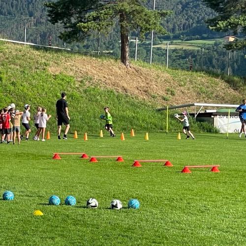 Fußball 2b