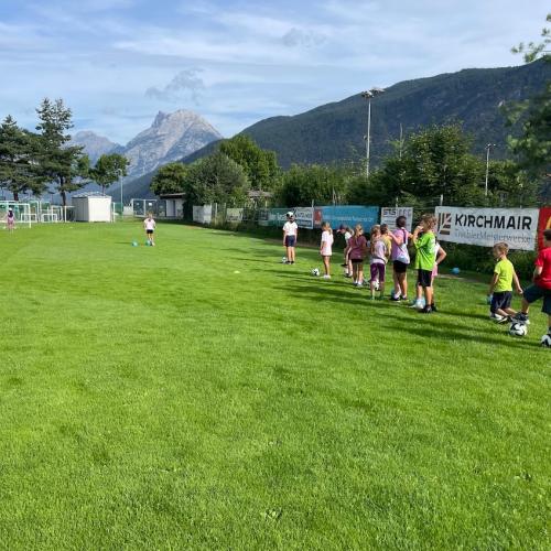 Fußball 2b