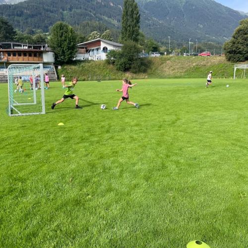 Fußball 2b