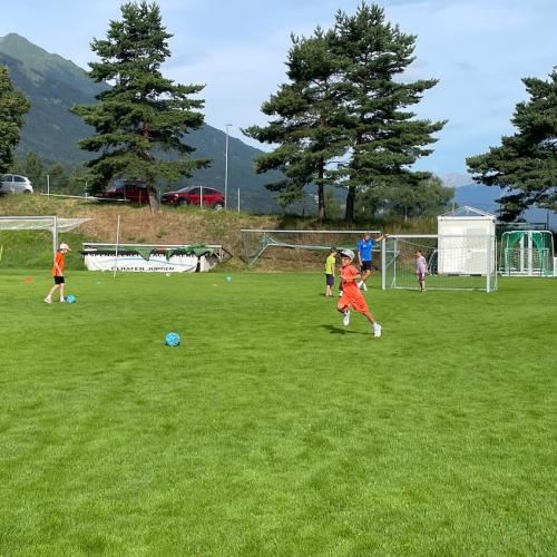 Fußball 2b