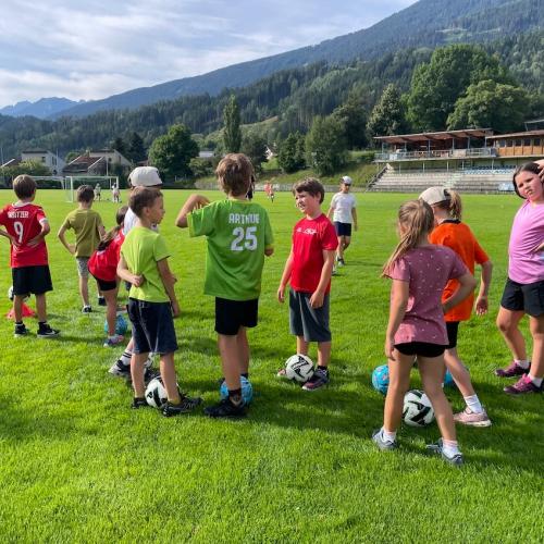 Fußball 2b