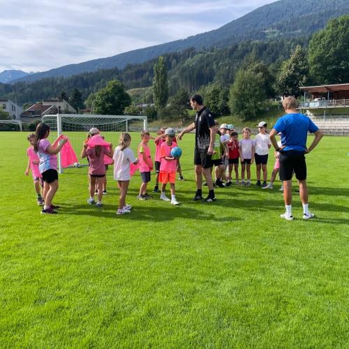 Fußball 2b