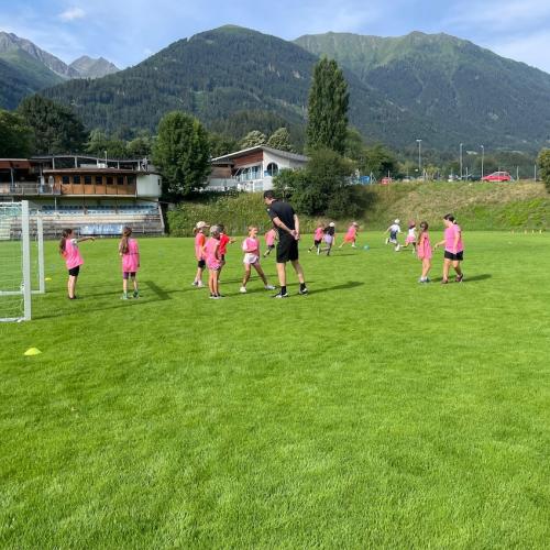 Fußball 2b