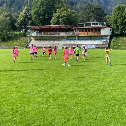 Fußball 2b
