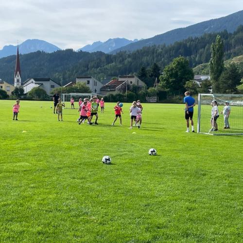 Fußball 2b
