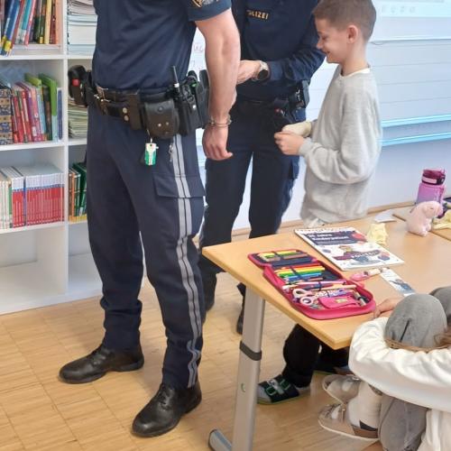 Polizei 3a