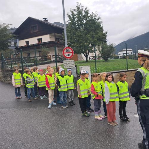 Polizei 1b
