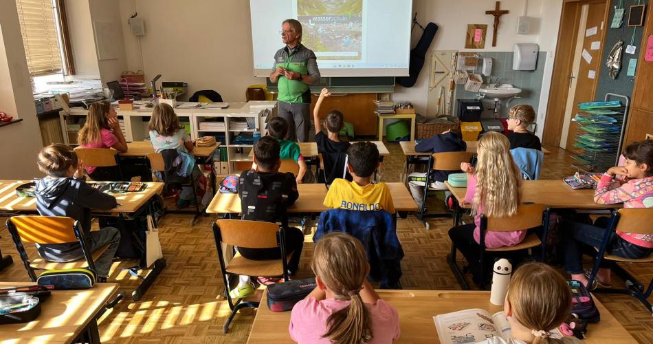 Wasserschule 4b
