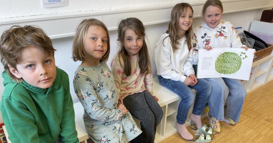 Vorlesen der 2b für die 1b