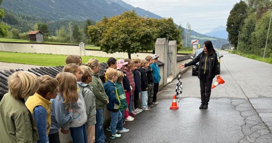 Hallo Auto 3b