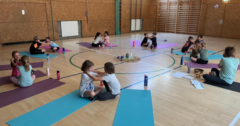 Yoga 2a