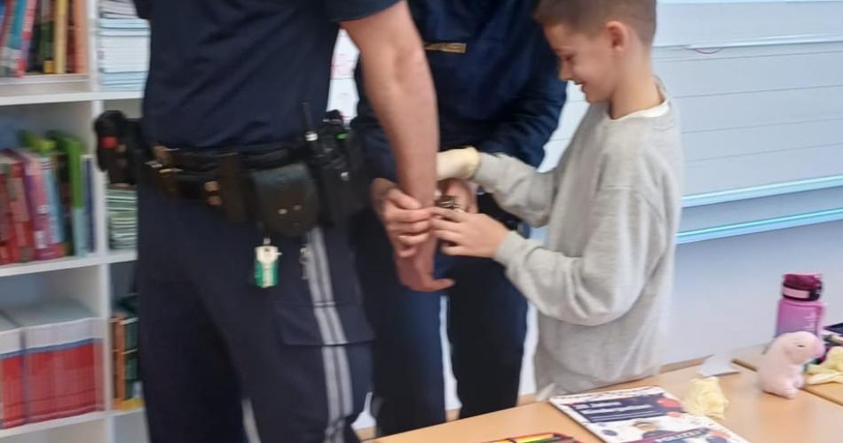 Polizei 3a