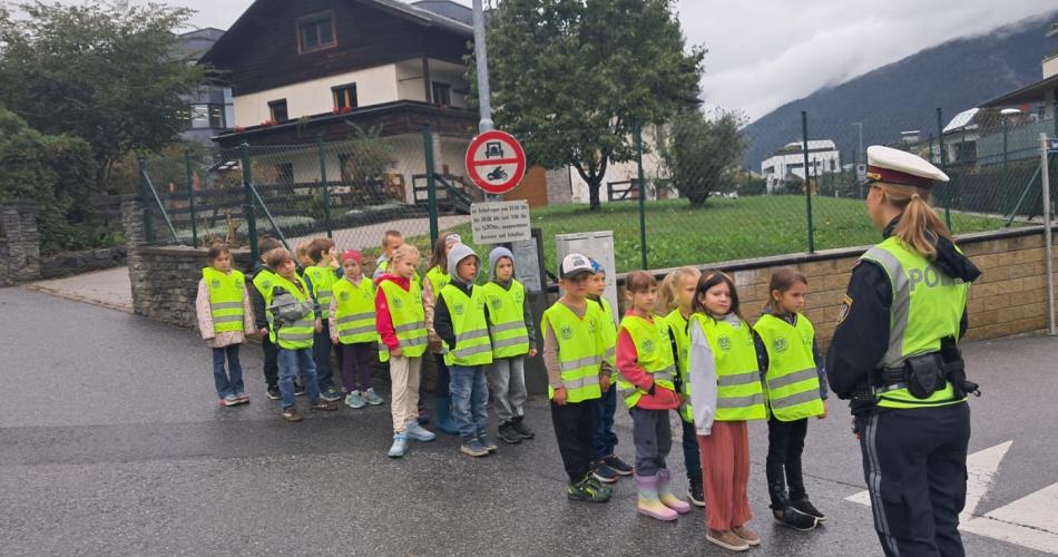 Polizei 1b